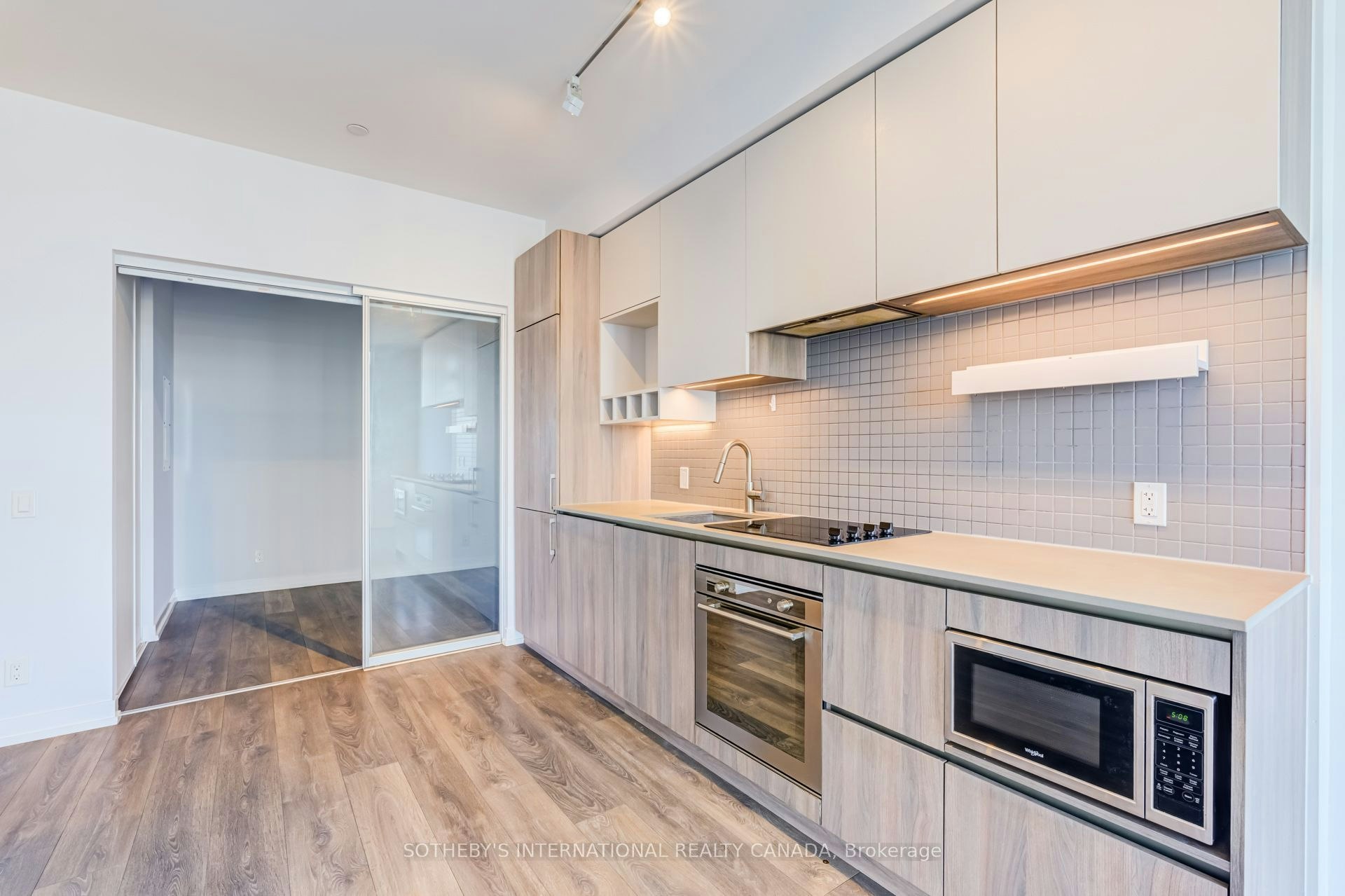 4505-950 Portage Parkway, Vaughan, ON, L4E 0J7 - 8
