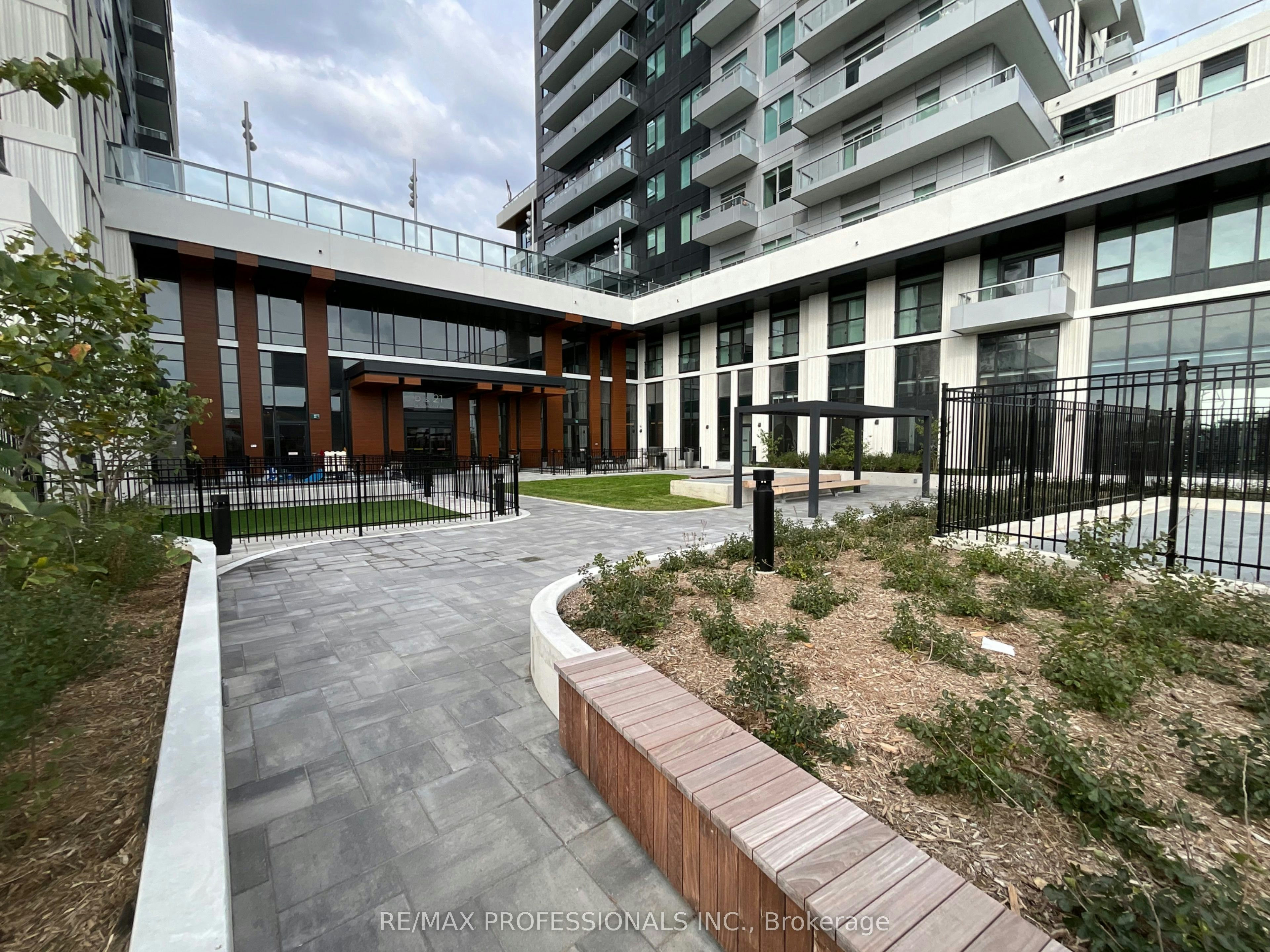 1104-5 Meadowdale Road, Vaughan, ON, L4K 1Y2 - 32