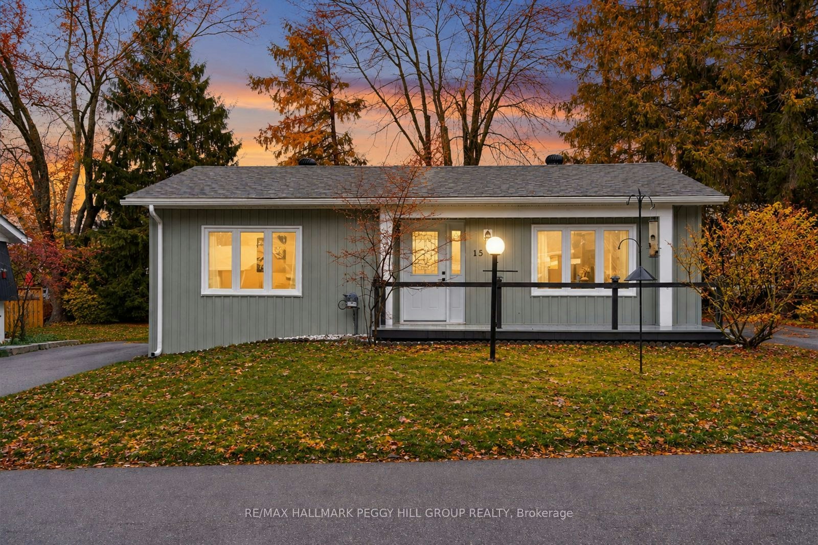 15 Cherrywood Lane, Innisfil, ON, L9S 1M9
