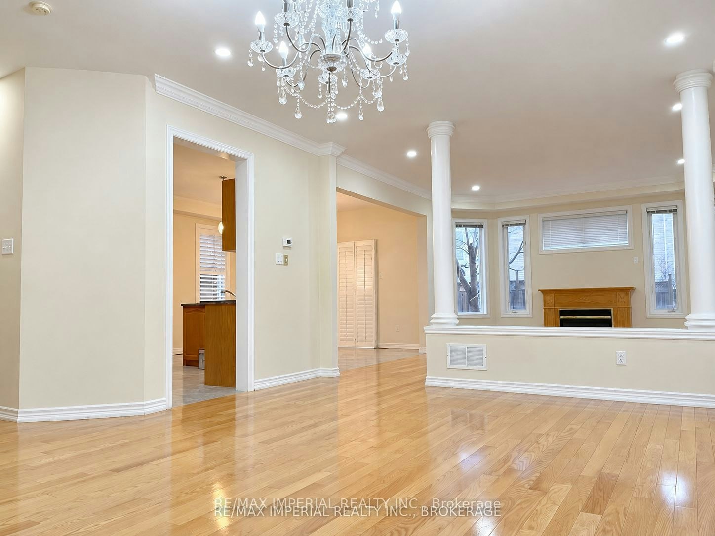 3 Vitlor Drive, Richmond Hill, ON, L4E 3W3 4