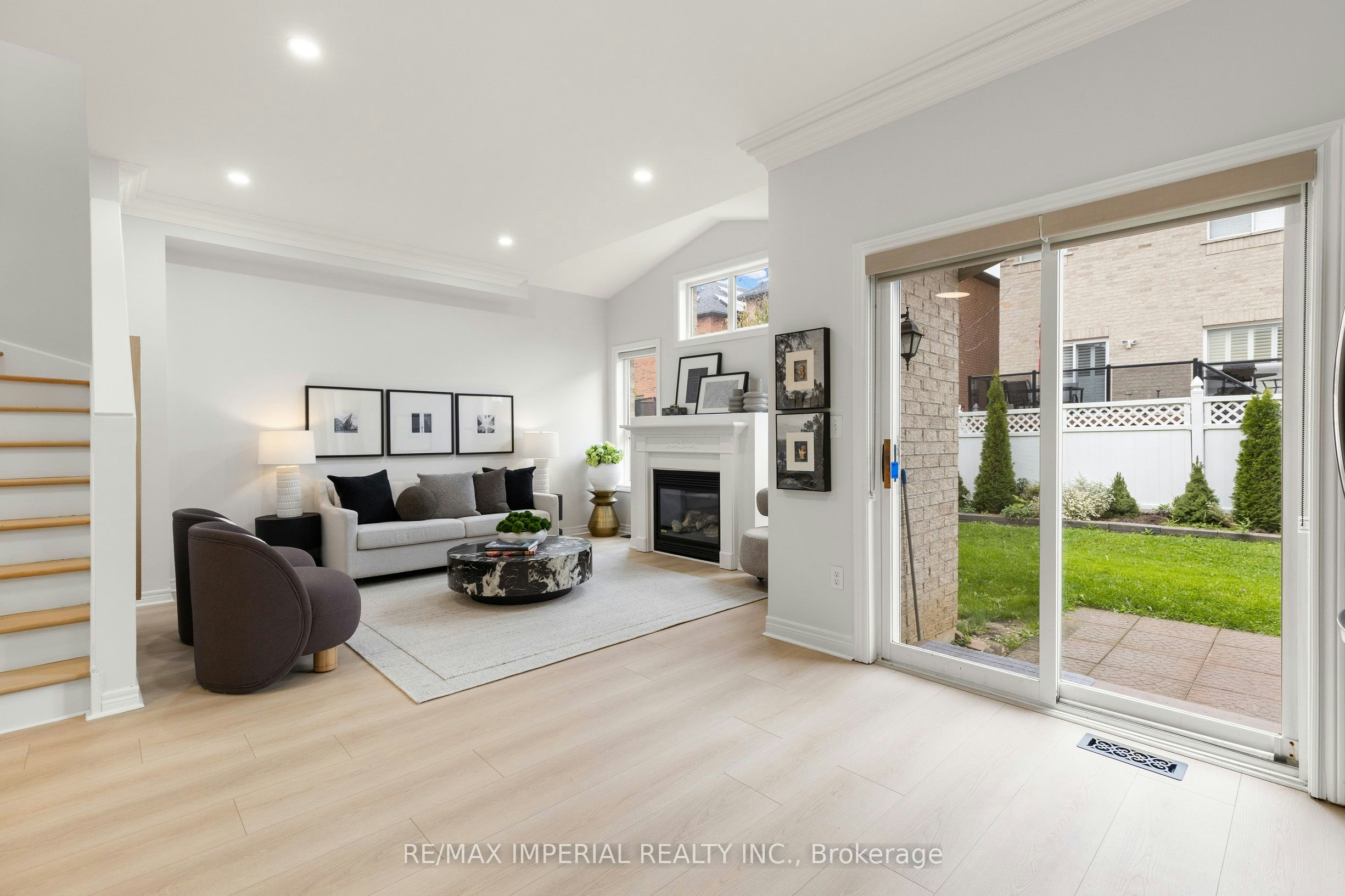 44 Hawkview Boulevard, Vaughan, ON, L4H 2E2 - 23