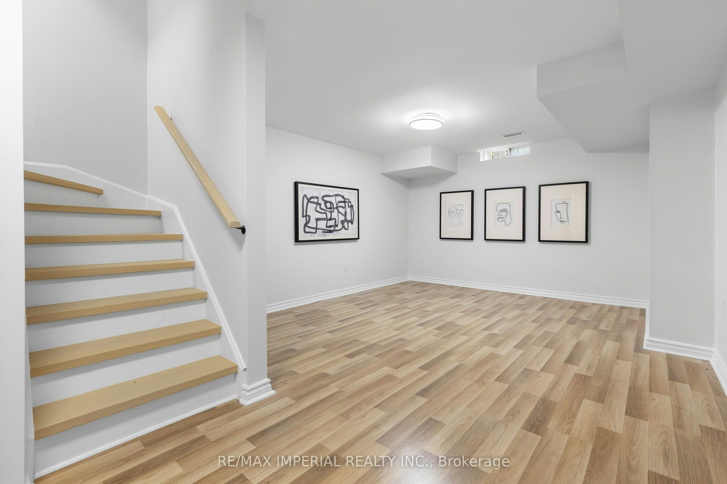 44 Hawkview Boulevard, Vaughan, ON, L4H 2E2 - 43