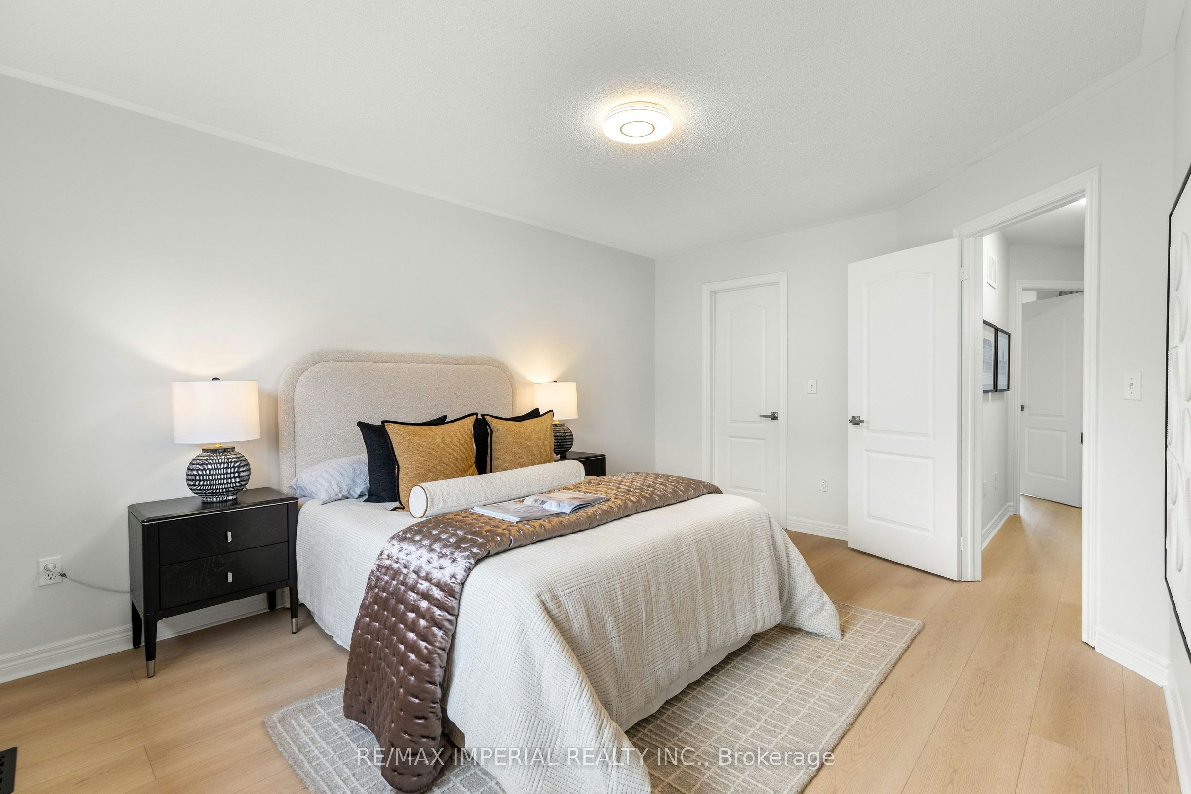 44 Hawkview Boulevard, Vaughan, ON, L4H 2E2 - 26