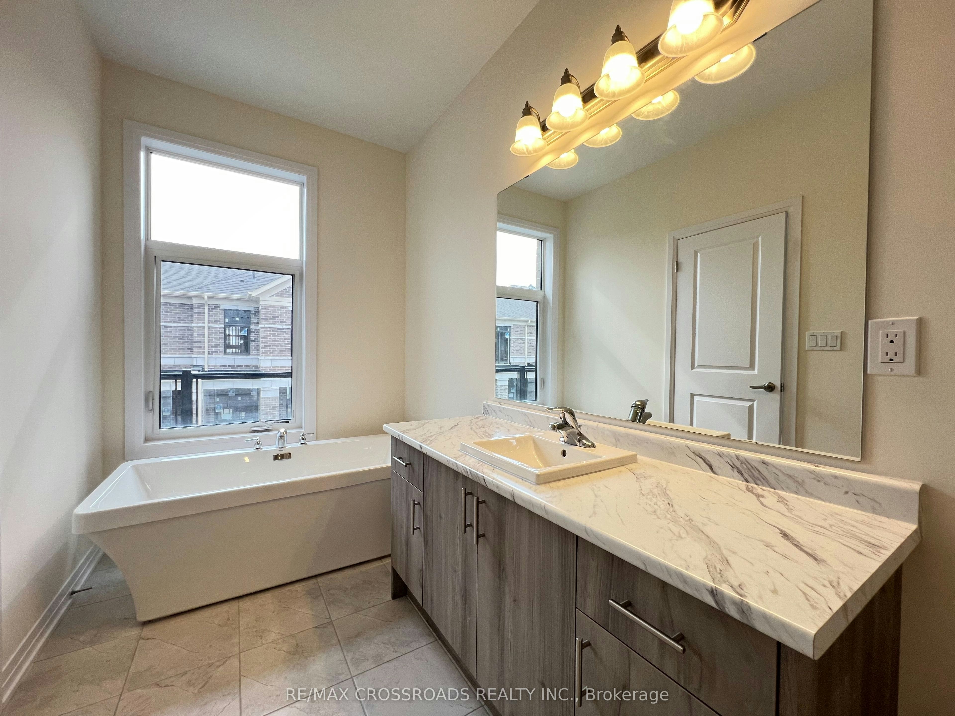11421 Leslie Street, Richmond Hill, ON, L4S 0N7 - 8