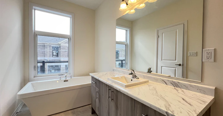 11421 Leslie Street, Richmond Hill, ON, L4S 0N7 - 8