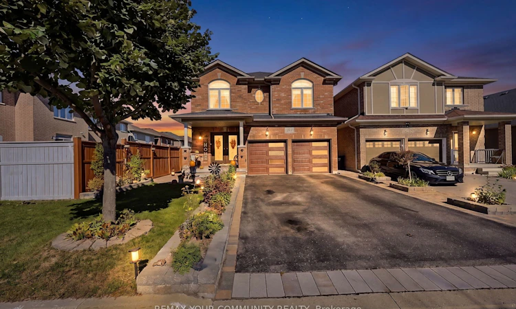 161 Richardson Crescent