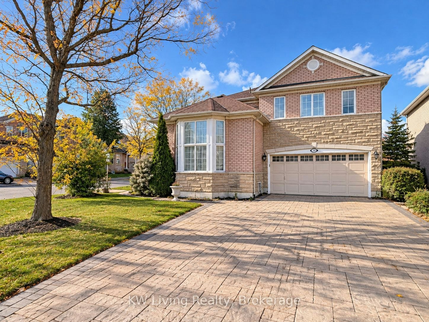 26 Gardenia Crescent, Markham, ON, L6C 2K7