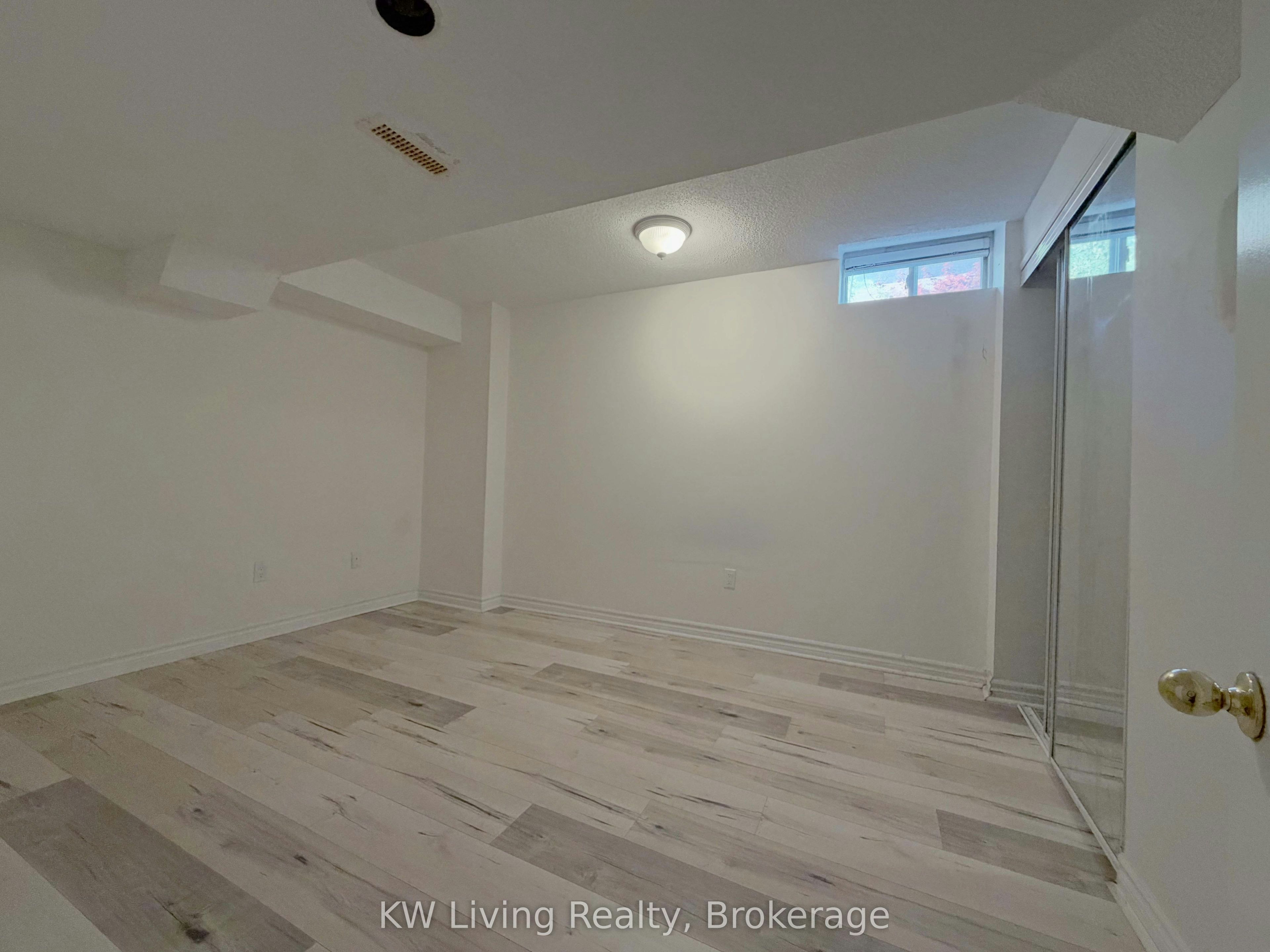 26 Gardenia Crescent, Markham, ON, L6C 2K7 - 17
