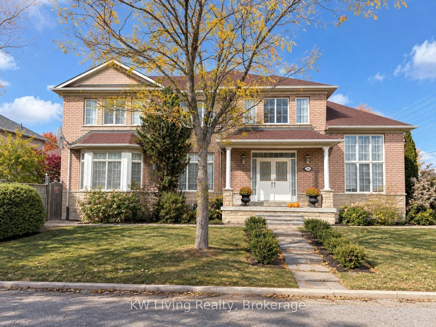 26 Gardenia Crescent, Markham, ON, L6C 2K7 - 3