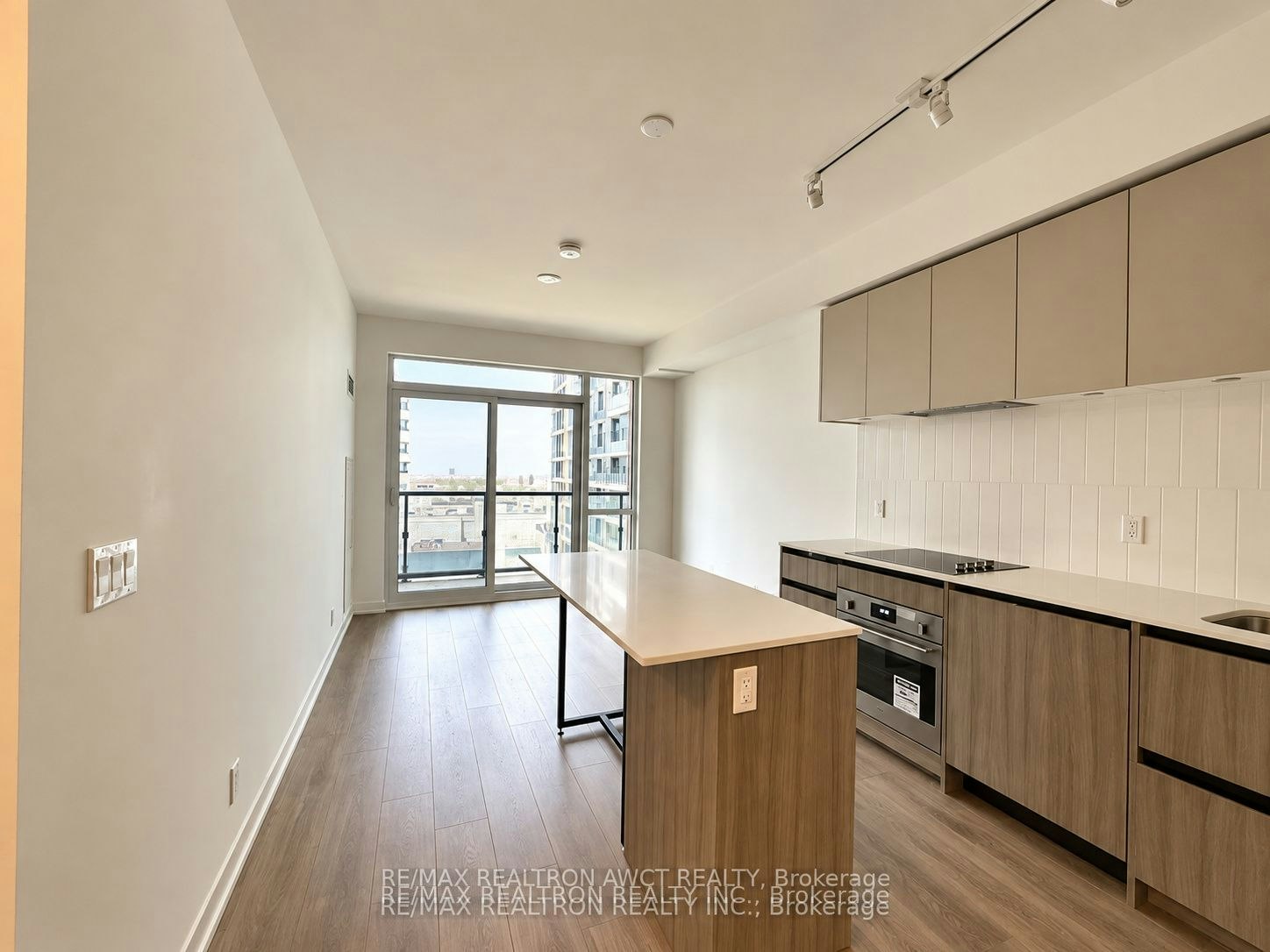 525-7950 Bathurst Street, Vaughan, ON, L4J 0L4 - 6