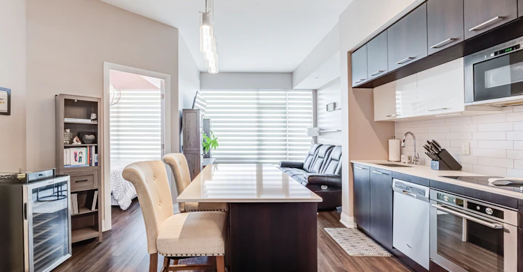 334-4800 Highway 7 Road, Vaughan, ON, L4L 1H8 - 9