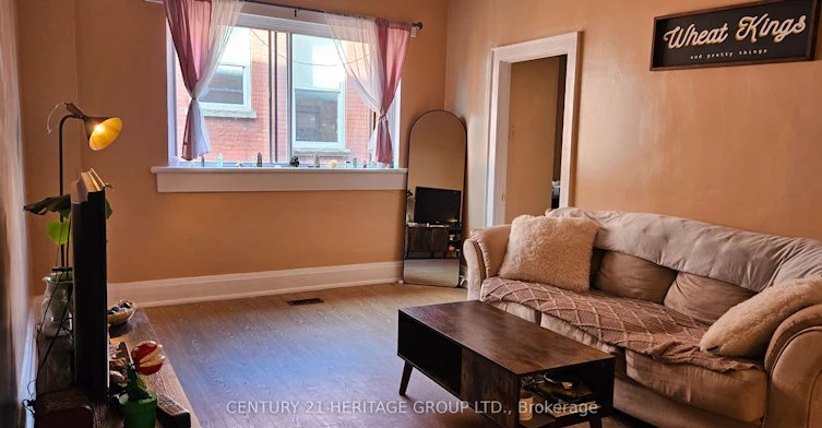4-201A Main Street S, Newmarket, ON, L3Y 1R1