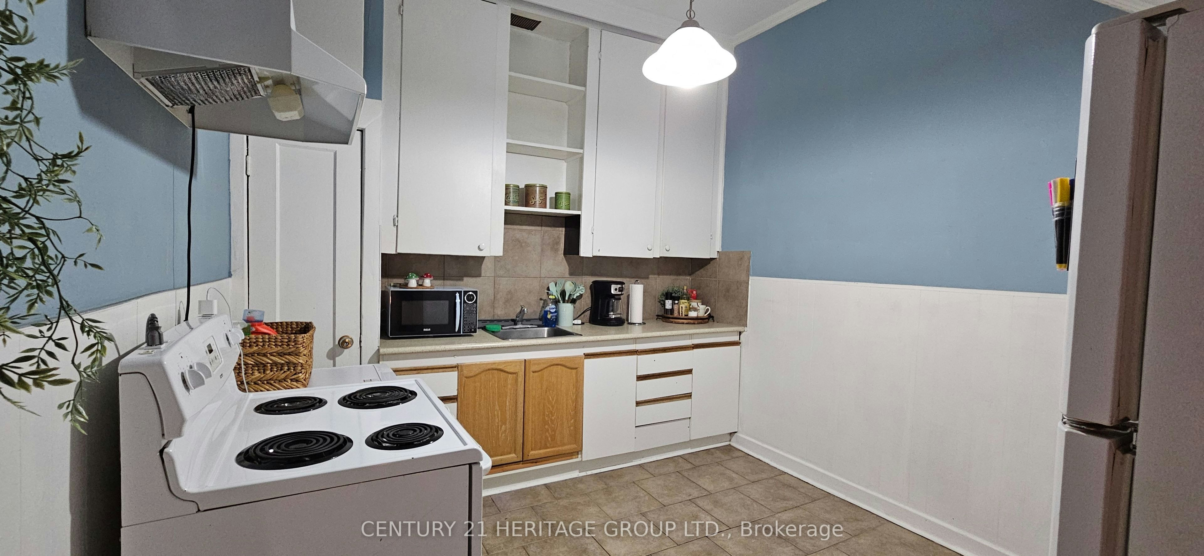 4-201A Main Street S, Newmarket, ON, L3Y 1R1 - 5