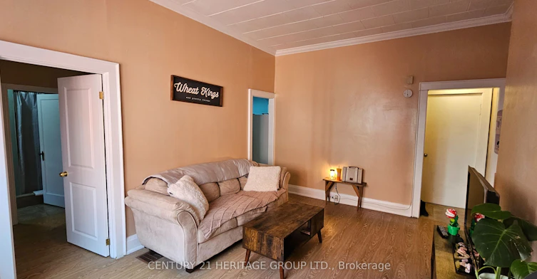4-201A Main Street S, Newmarket, ON, L3Y 1R1 - 3