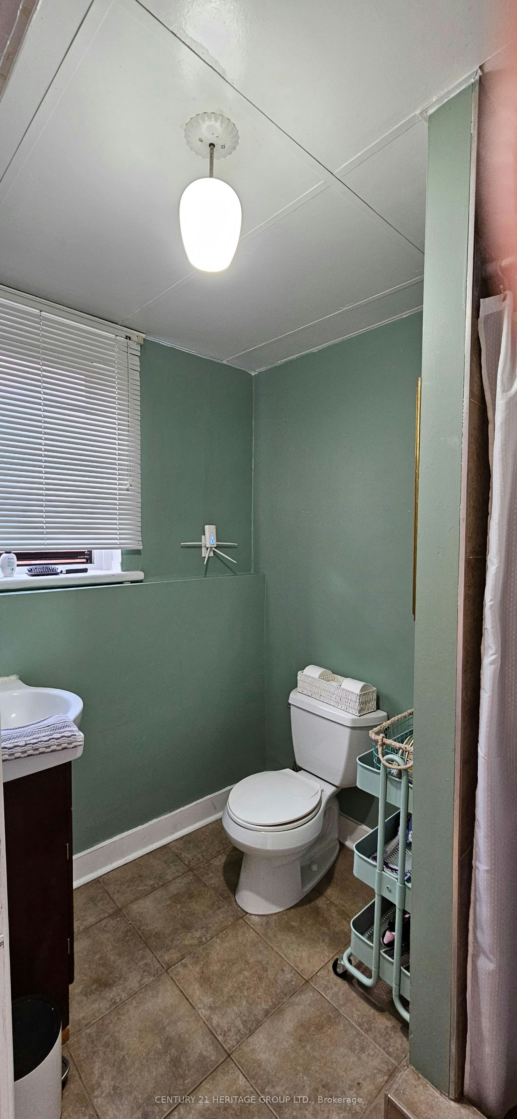 4-201A Main Street S, Newmarket, ON, L3Y 1R1 - 7