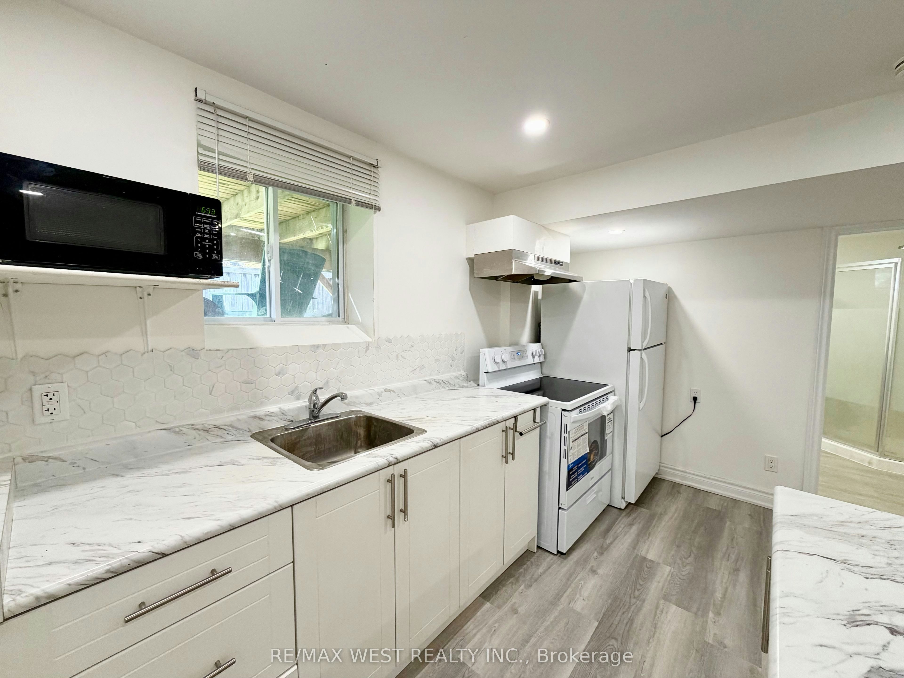 Lower-858 Cassie Road, Newmarket, ON, L3X 1S3 - 15