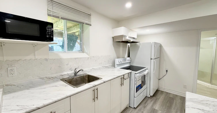 Lower-858 Cassie Road, Newmarket, ON, L3X 1S3 - 15
