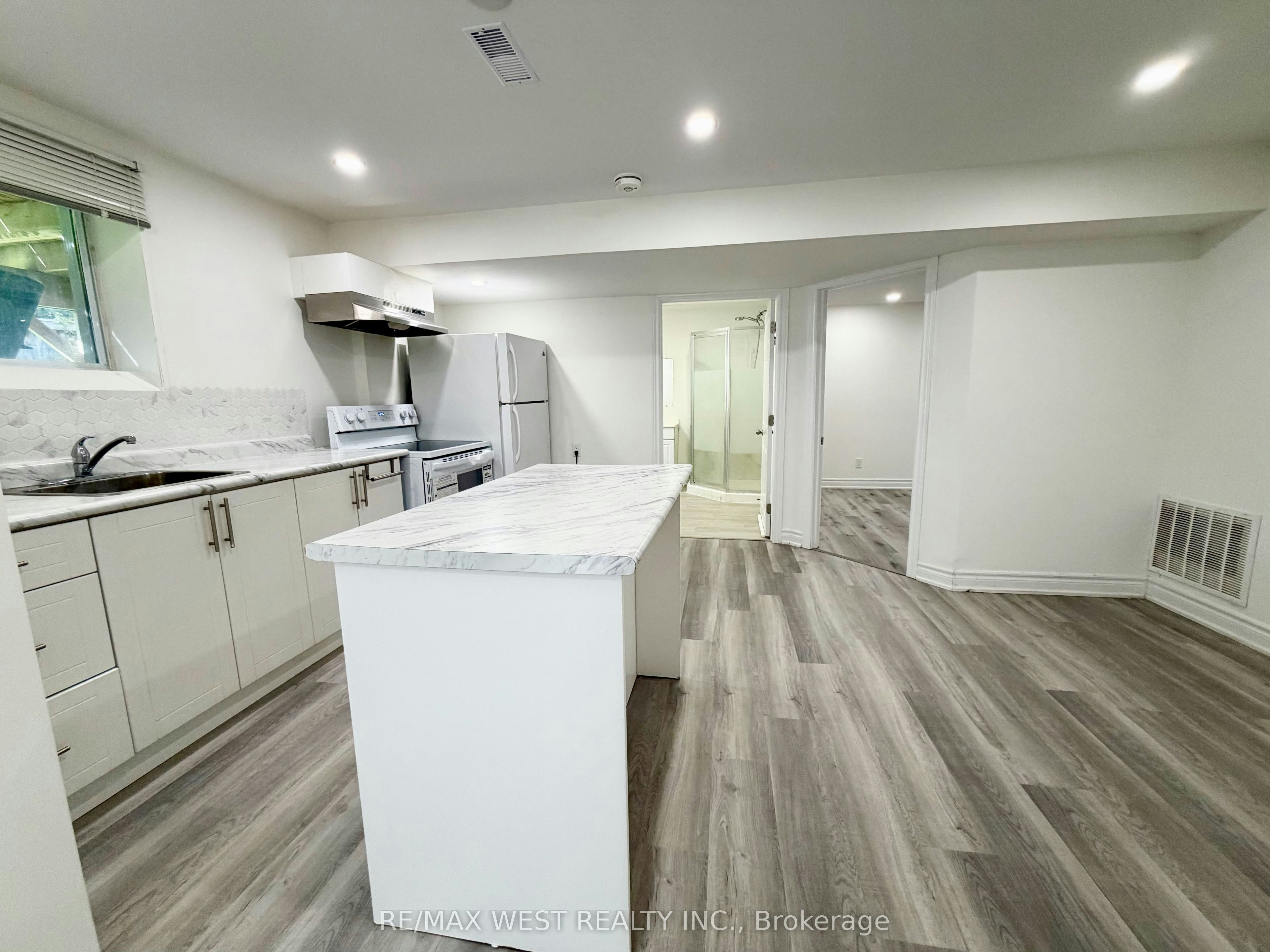 Lower-858 Cassie Road, Newmarket, ON, L3X 1S3 - 14