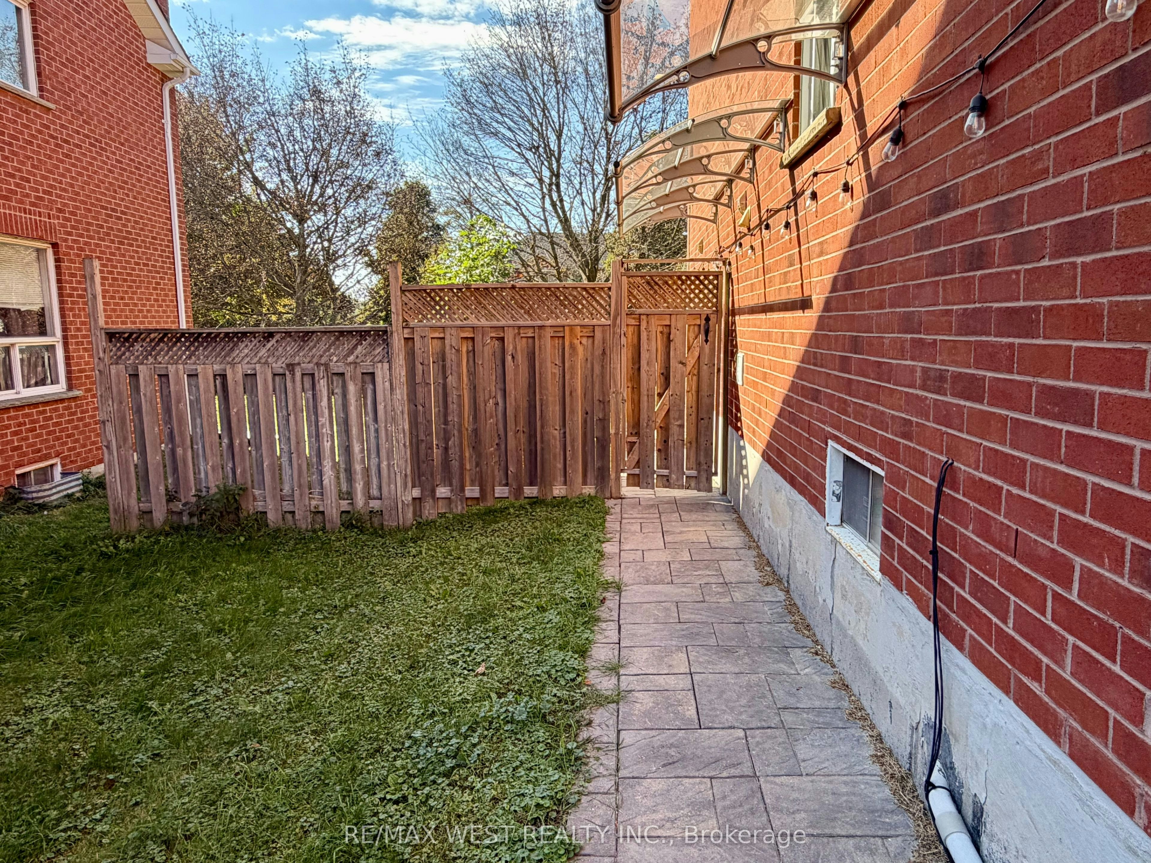 Lower-858 Cassie Road, Newmarket, ON, L3X 1S3 - 5
