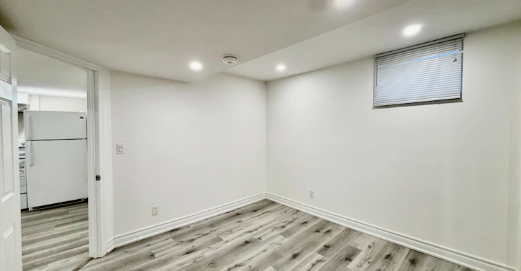 Lower-858 Cassie Road, Newmarket, ON, L3X 1S3 - 16