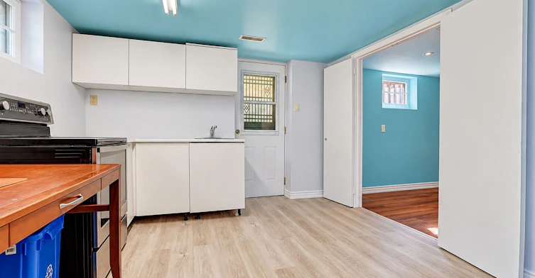 Basement-1006 Elgin Street, Newmarket, ON, L3Y 3C1 - 7
