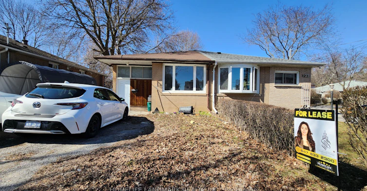 235 Penn Avenue, Newmarket, ON, L3Y 2S4 - 9