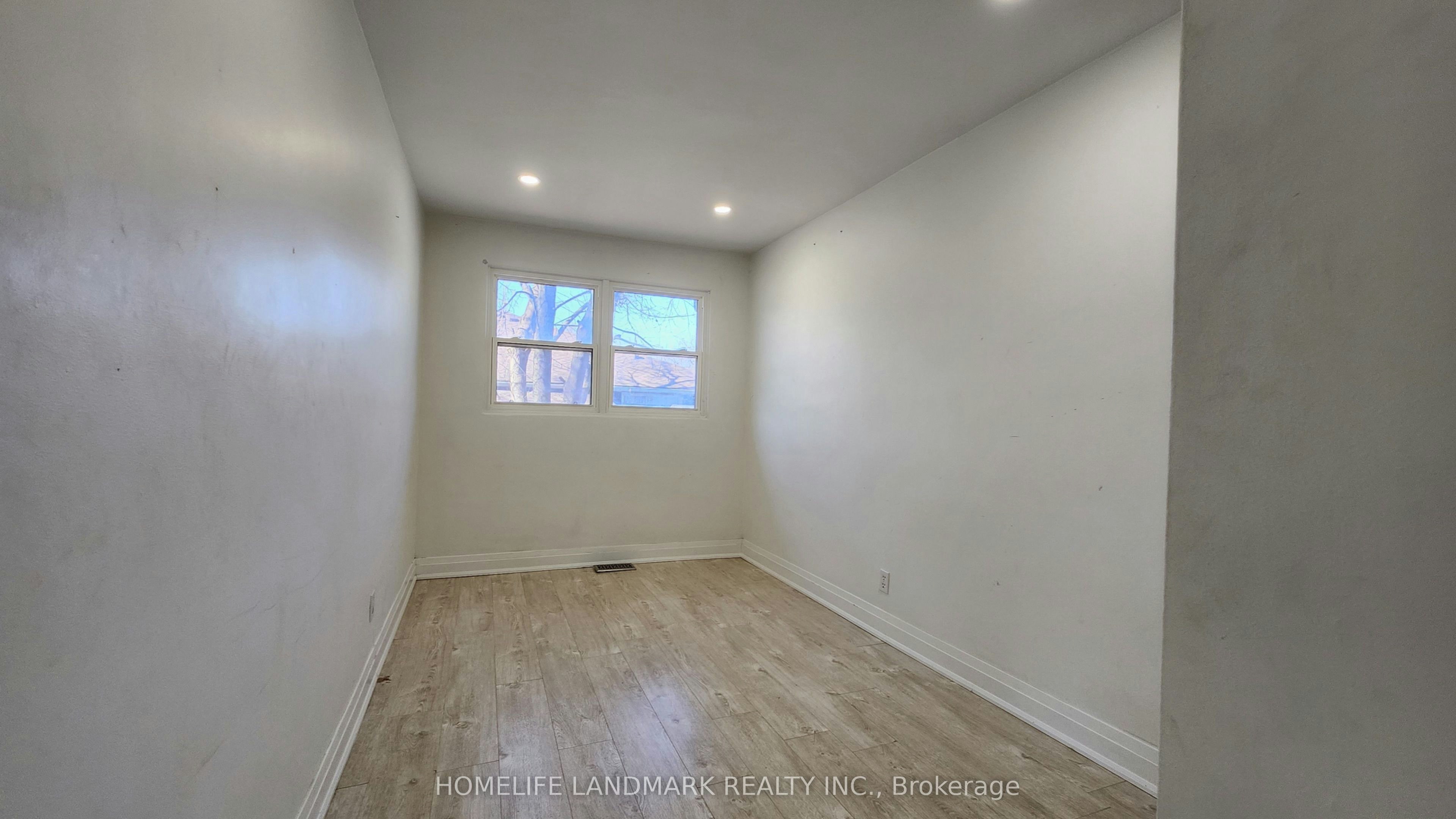 235 Penn Avenue, Newmarket, ON, L3Y 2S4 - 7