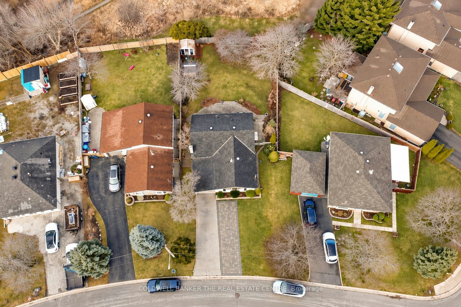 #Main-140 Woodpark Place, Newmarket, ON, L3Y 3P6 - 2