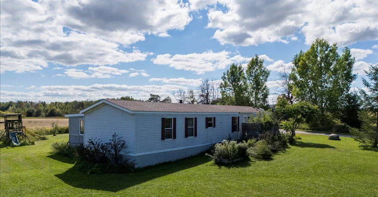 2755 4th Line, Innisfil, ON, L0L 1K0 - 2