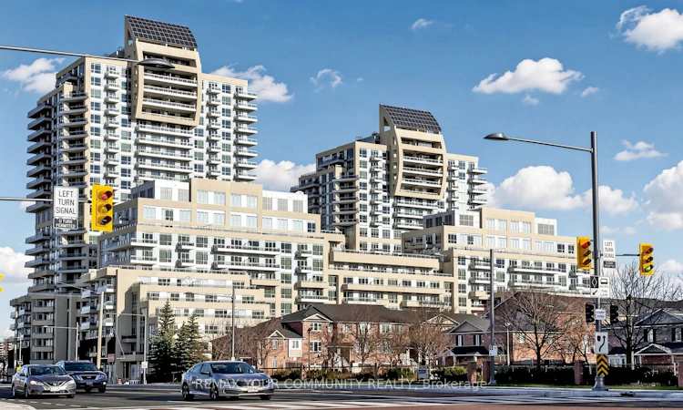 619-9201 Yonge Street