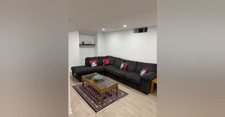 Basement-35 Ashfield Drive, Richmond Hill, ON, L4E 2L7 - 4