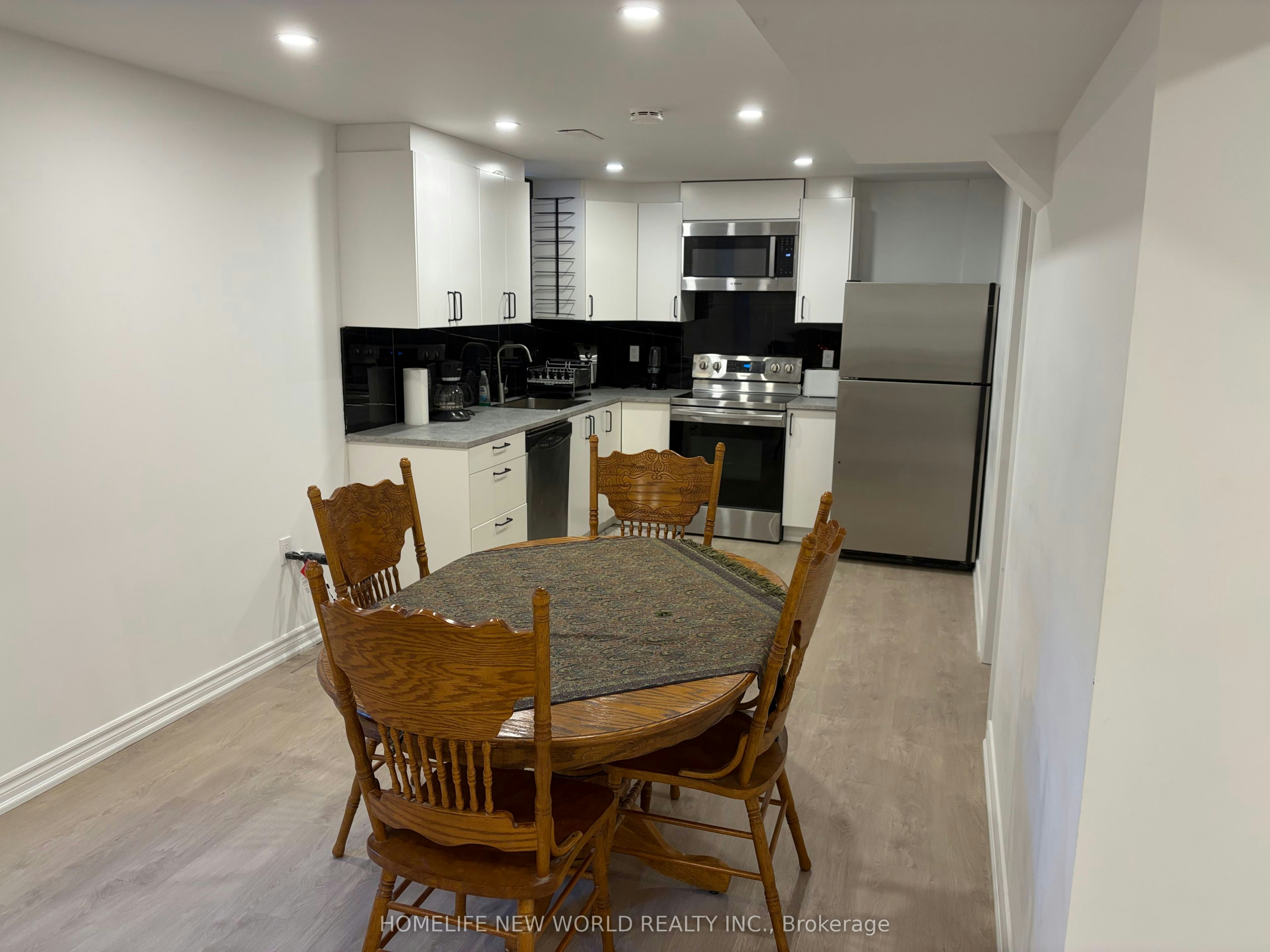 Basement-35 Ashfield Drive, Richmond Hill, ON, L4E 2L7 - 6