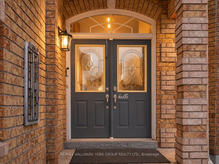 74 Wrendale Crescent, Georgina, ON, L4P 4C7 - 4