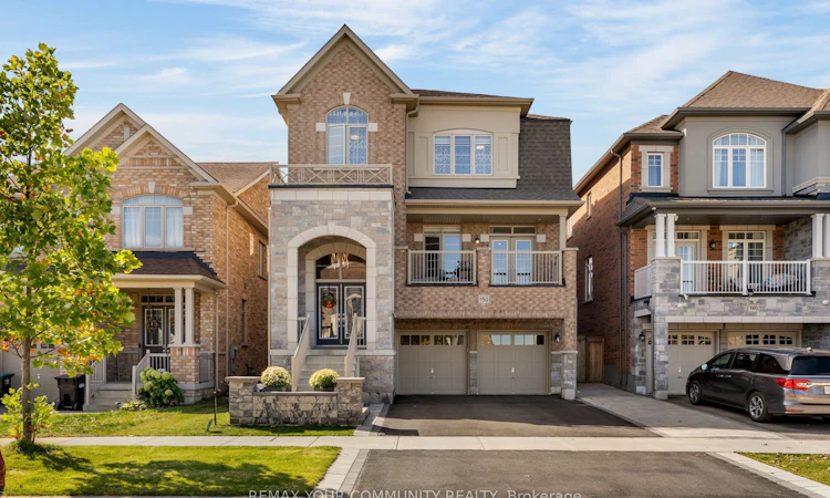 150 Inverness Way