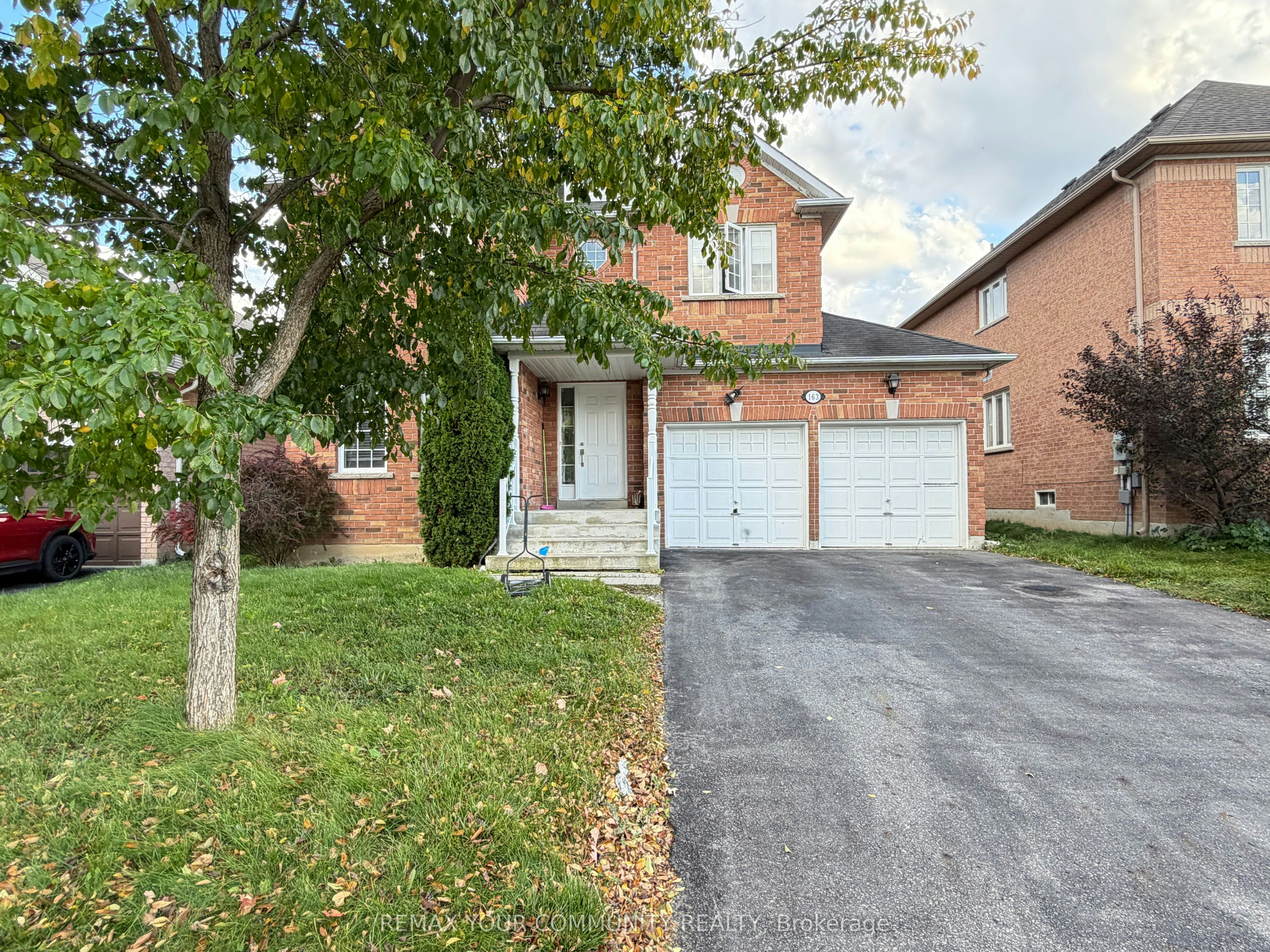 163 Flagstone Way, Newmarket, ON, L3X 2Z7