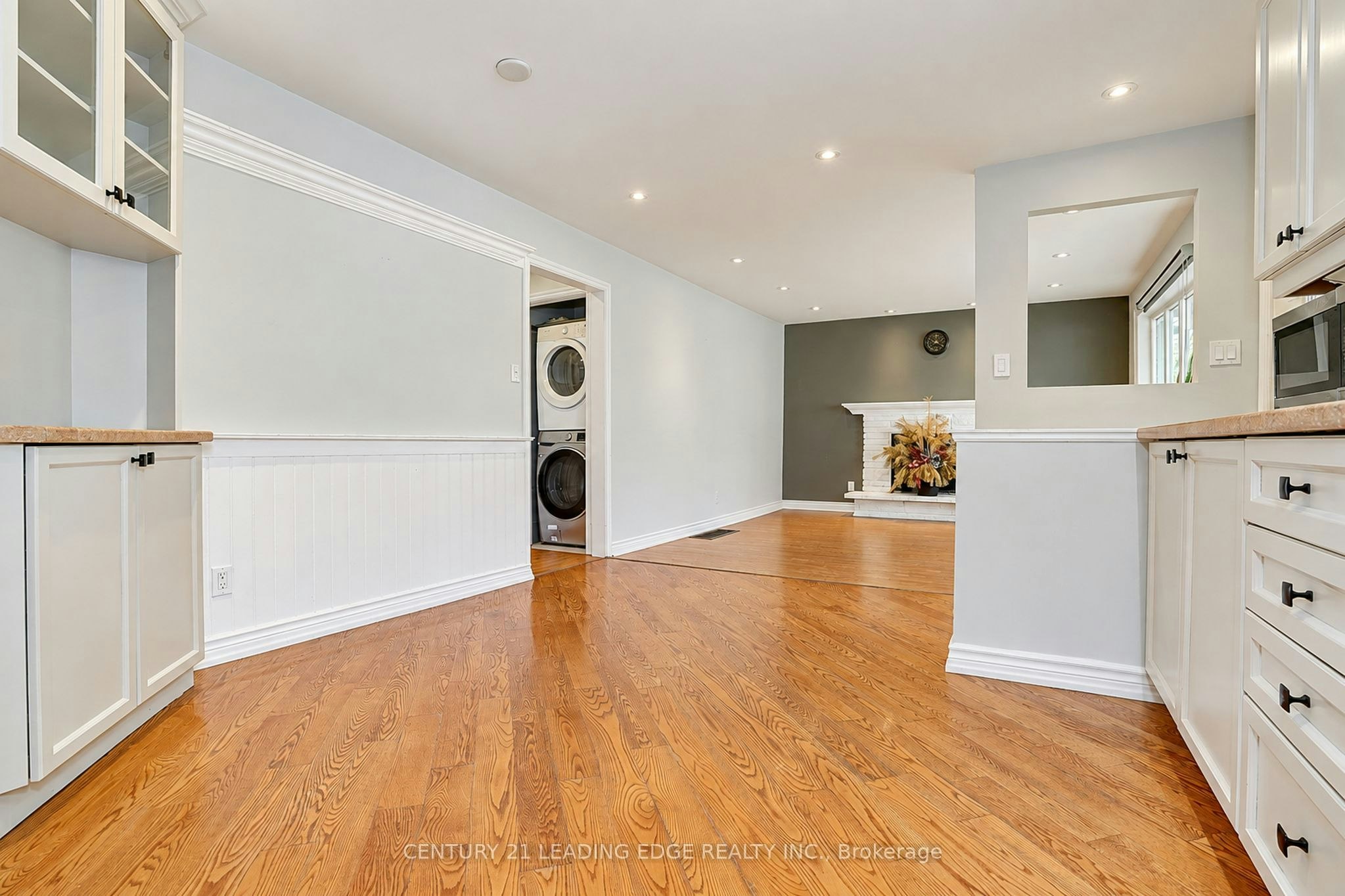 Main Flr-1006 Elgin Street, Newmarket, ON, L3Y 3C1 - 15