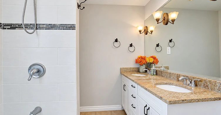 Main Flr-1006 Elgin Street, Newmarket, ON, L3Y 3C1 - 29