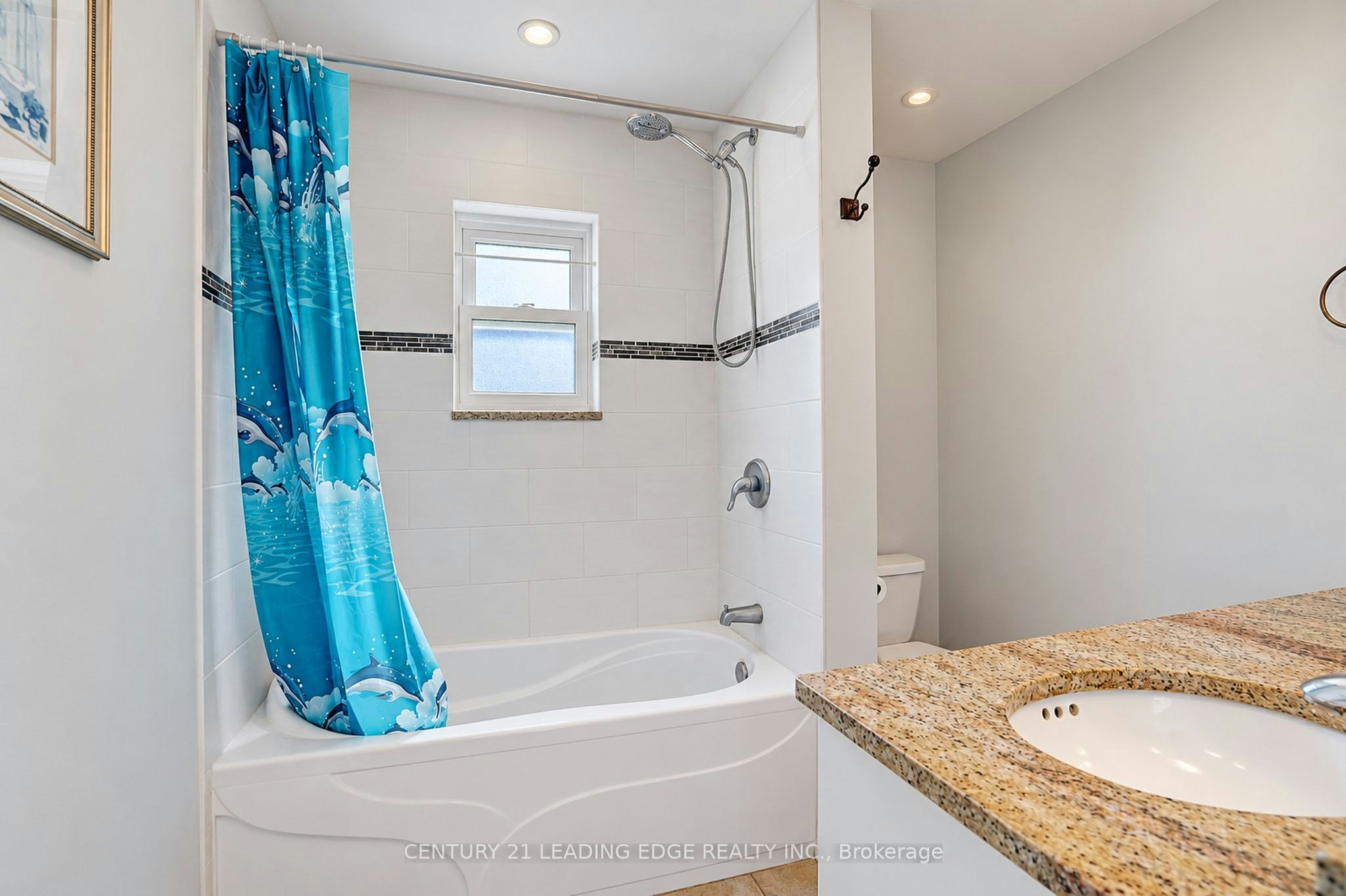 Main Flr-1006 Elgin Street, Newmarket, ON, L3Y 3C1 - 28