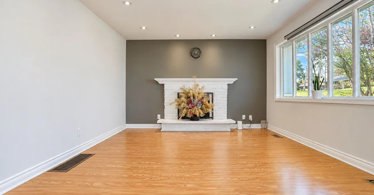 Main Flr-1006 Elgin Street, Newmarket, ON, L3Y 3C1 - 18