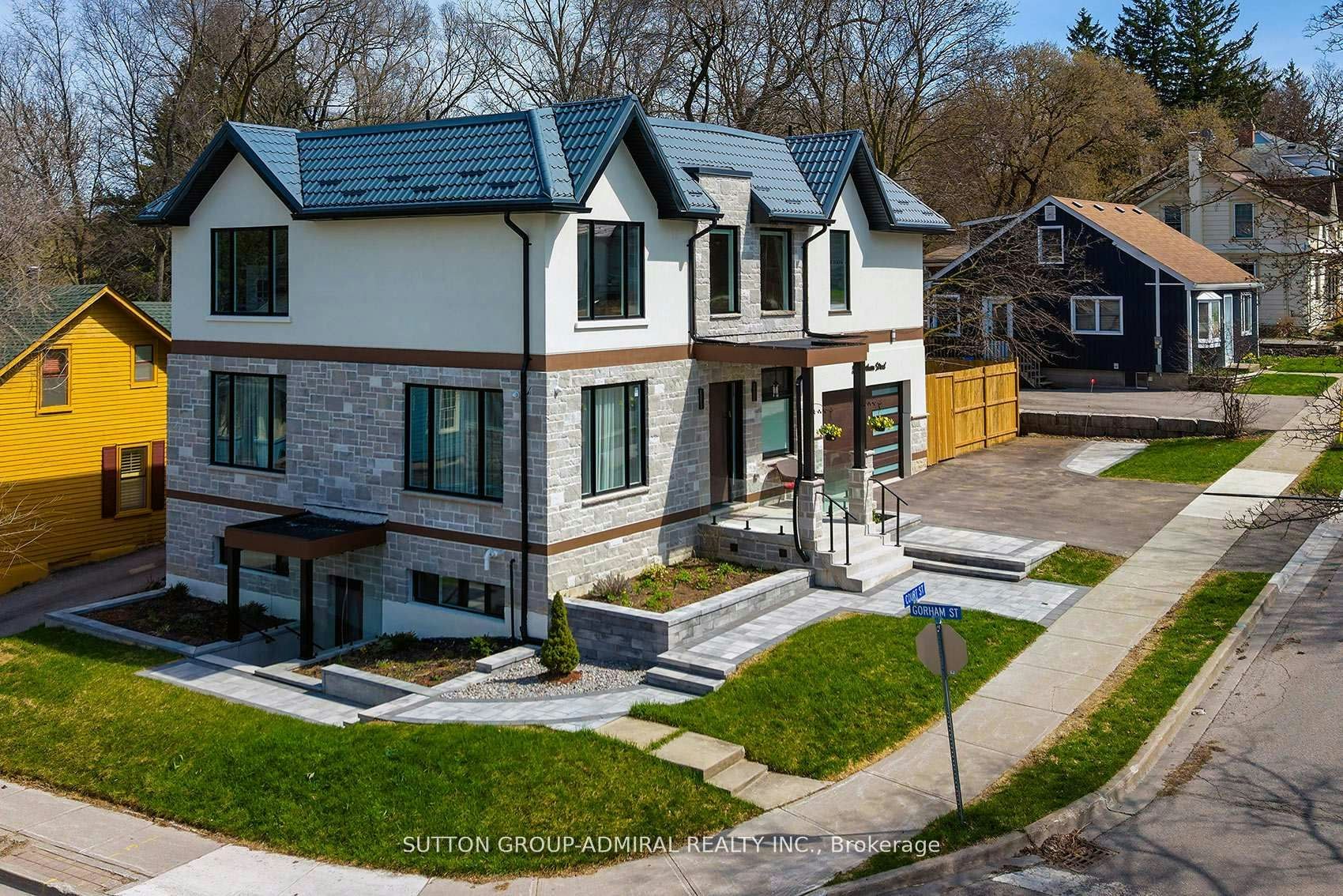 582 Gorham Street, Newmarket, ON, L3Y 1L3 - 37
