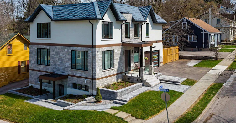 582 Gorham Street, Newmarket, ON, L3Y 1L3 - 37