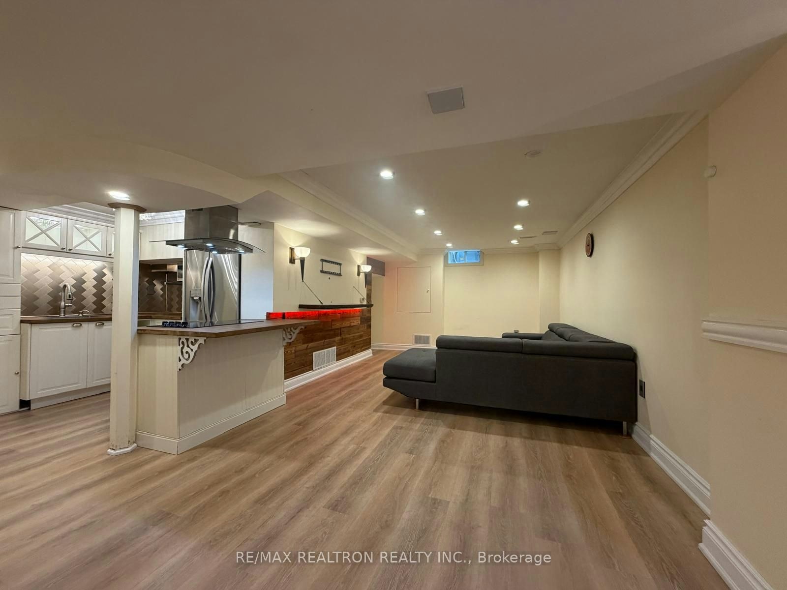 Lower Level-113B Timna Crescent, Vaughan, ON, L6A 0X2 - 5