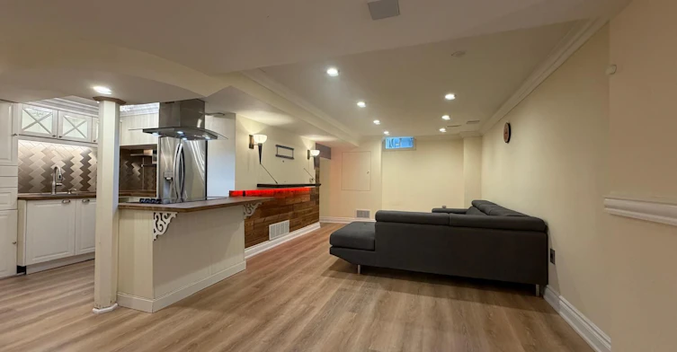 Lower Level-113B Timna Crescent, Vaughan, ON, L6A 0X2 - 5