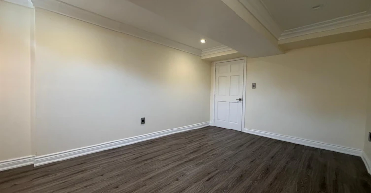 Lower Level-113B Timna Crescent, Vaughan, ON, L6A 0X2 - 17