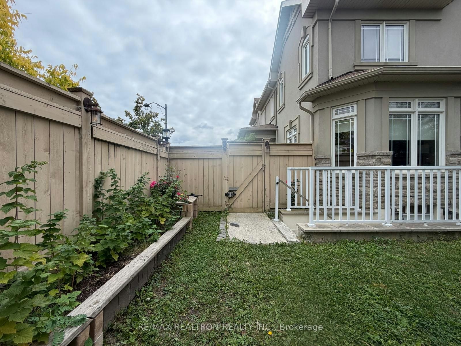 Lower Level-113B Timna Crescent, Vaughan, ON, L6A 0X2 - 4