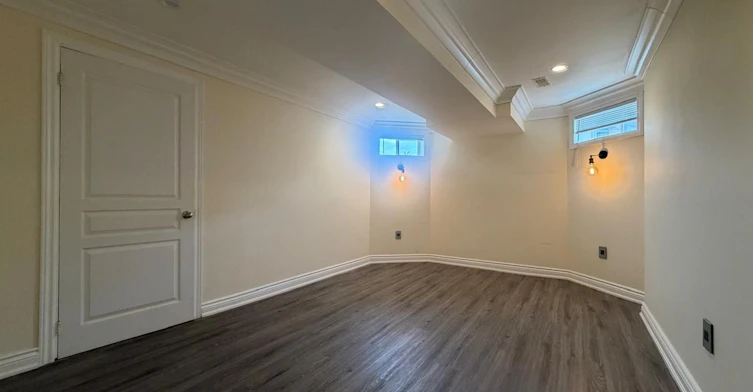 Lower Level-113B Timna Crescent, Vaughan, ON, L6A 0X2 - 15