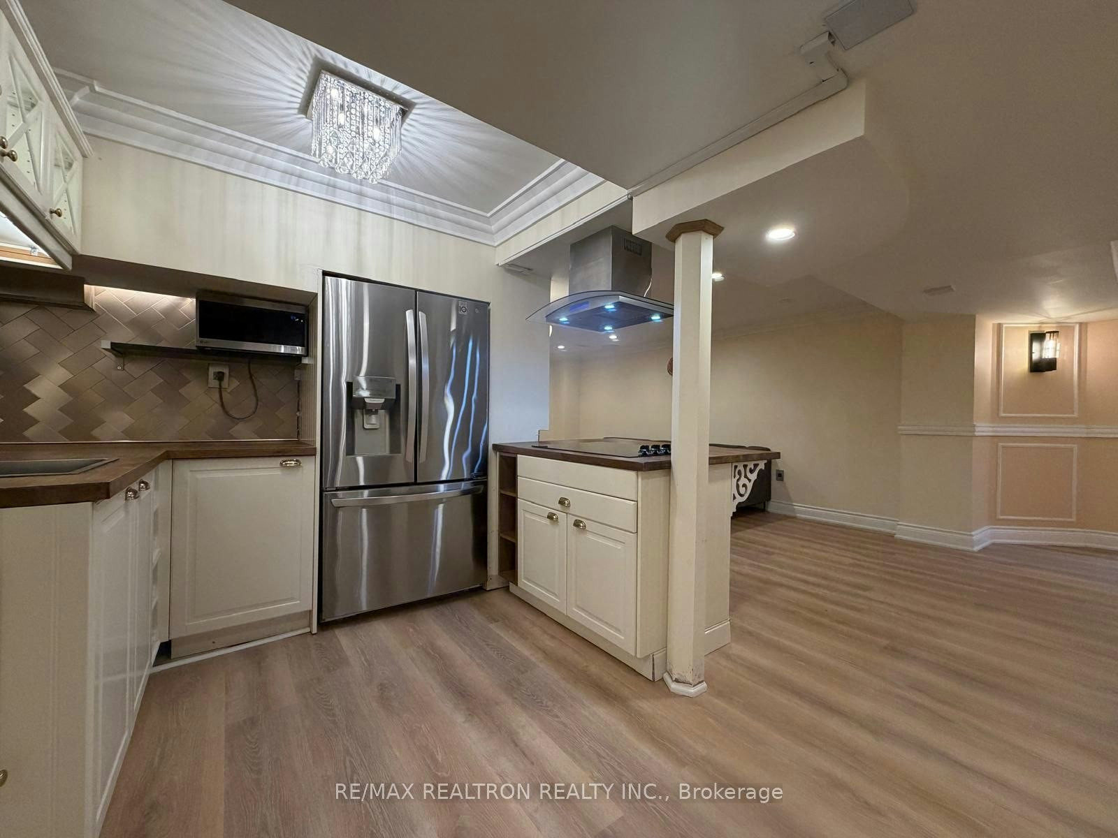 Lower Level-113B Timna Crescent, Vaughan, ON, L6A 0X2 - 11