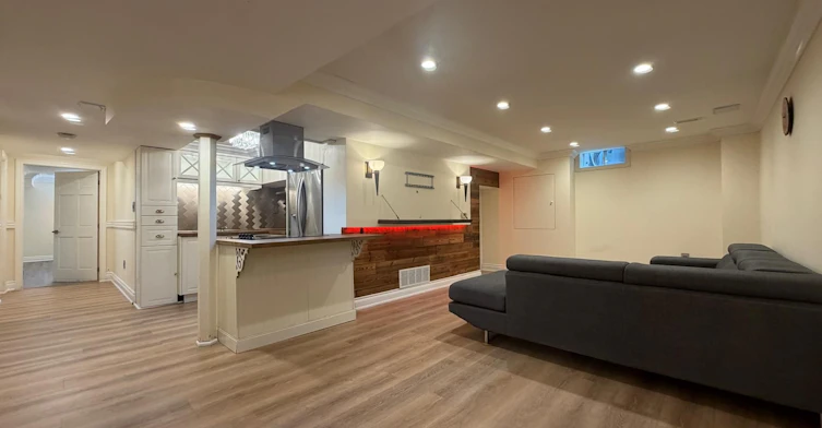 Lower Level-113B Timna Crescent, Vaughan, ON, L6A 0X2 - 6