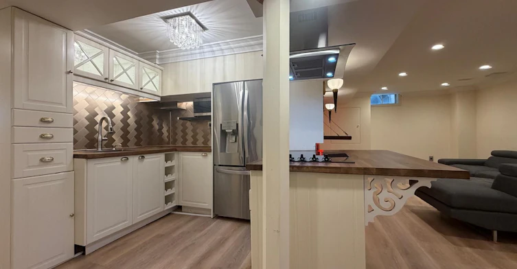 Lower Level-113B Timna Crescent, Vaughan, ON, L6A 0X2 - 10