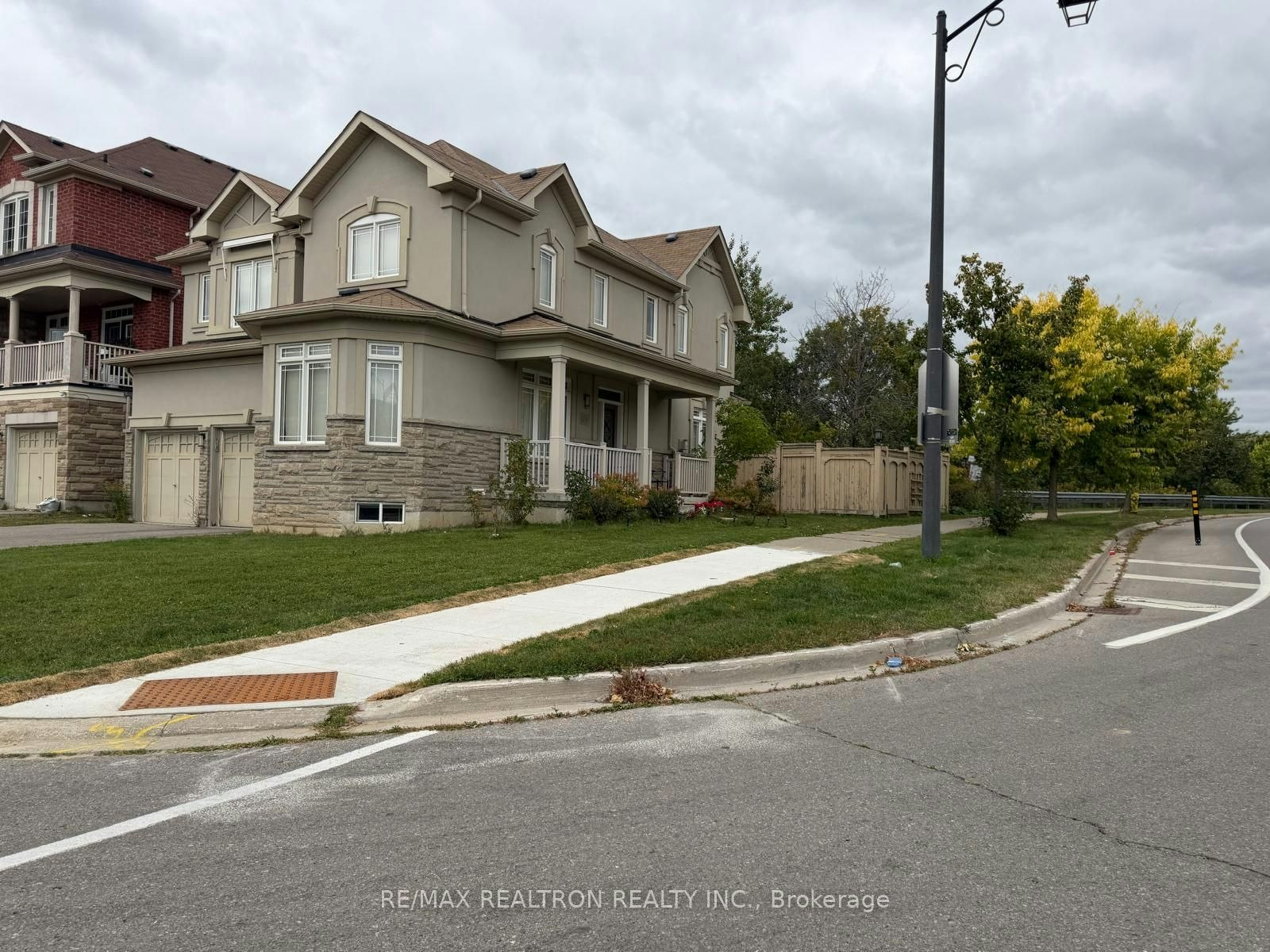 Lower Level-113B Timna Crescent, Vaughan, ON, L6A 0X2 - 2
